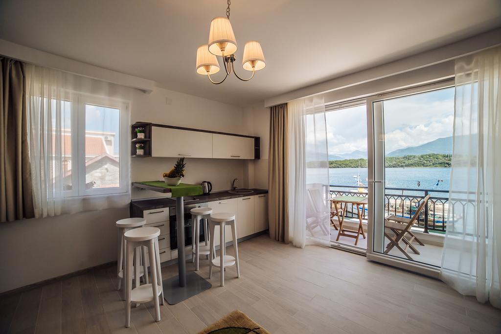 Apartments Harmonia Tivat Ngoại thất bức ảnh