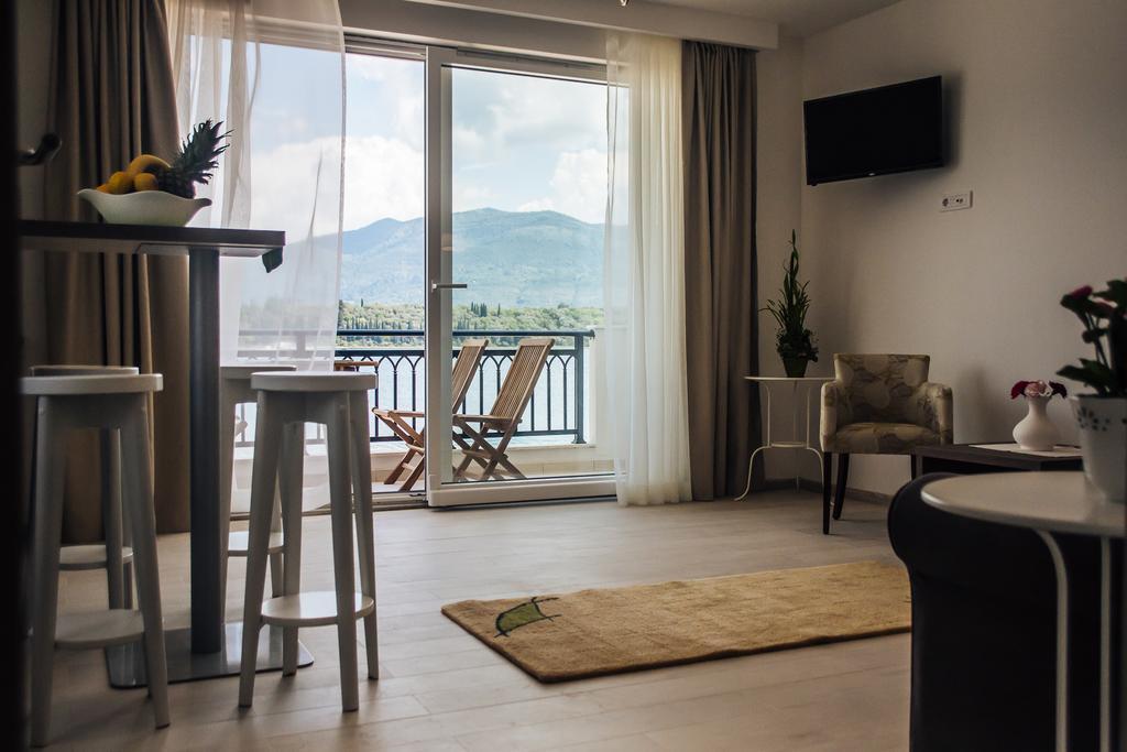 Apartments Harmonia Tivat Ngoại thất bức ảnh