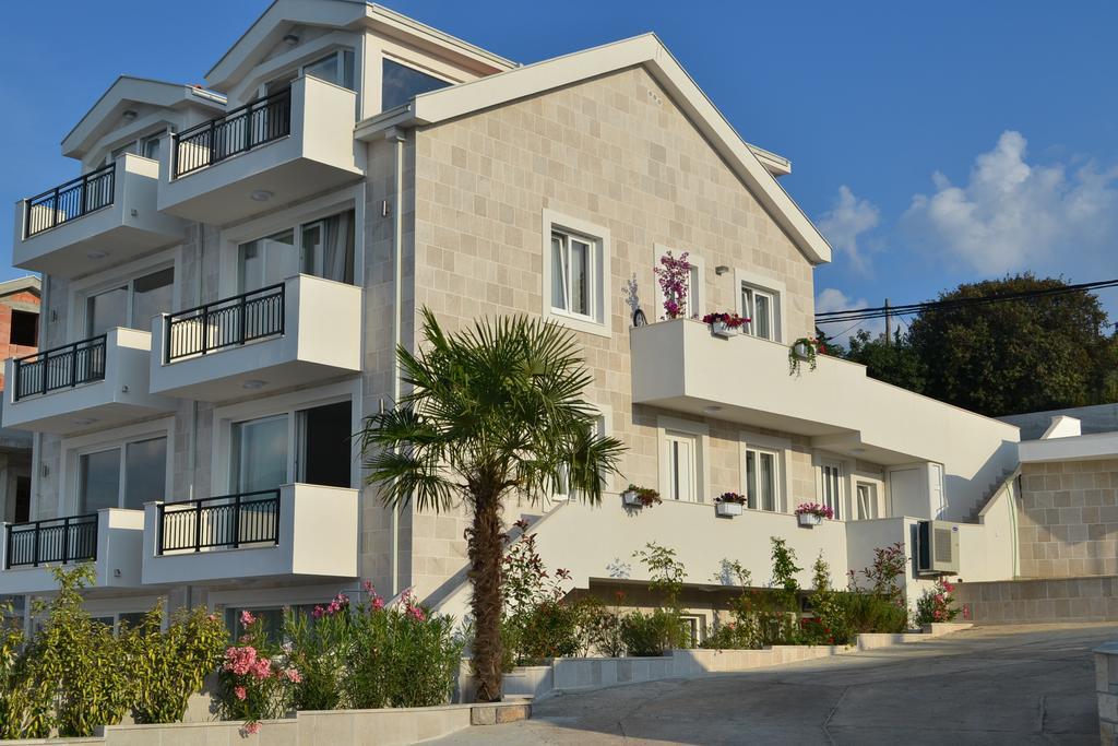 Apartments Harmonia Tivat Ngoại thất bức ảnh